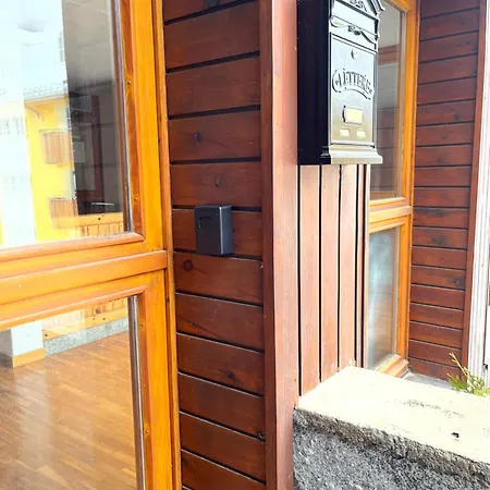 Mansarda Delle Dolomiti Nuovissimo Appartamento Madonna Exterior foto